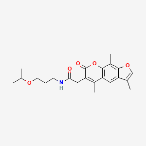 N-(3-isopropoxypropyl)-2-(3,5,9-trimethyl-7-oxo-7H-furo[3,2-g]chromen-6-yl)acetamide