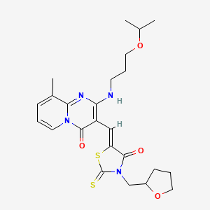 molecular formula C24H30N4O4S2 B12200747 9-methyl-3-{(Z)-[4-oxo-3-(tetrahydrofuran-2-ylmethyl)-2-thioxo-1,3-thiazolidin-5-ylidene]methyl}-2-{[3-(propan-2-yloxy)propyl]amino}-4H-pyrido[1,2-a]pyrimidin-4-one 