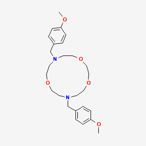 7,13-Bis(4-methoxybenzyl)-1,4,10-trioxa-7,13-diazacyclopentadecane