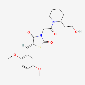 (5Z)-5-(2,5-dimethoxybenzylidene)-3-{2-[2-(2-hydroxyethyl)piperidin-1-yl]-2-oxoethyl}-1,3-thiazolidine-2,4-dione