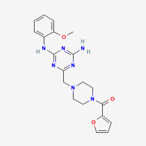 (4-((4-Amino-6-((2-methoxyphenyl)amino)-1,3,5-triazin-2-yl)methyl)piperazin-1-yl)(furan-2-yl)methanone