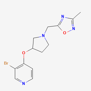 3-Bromo-4-({1-[(3-methyl-1,2,4-oxadiazol-5-yl)methyl]pyrrolidin-3-yl}oxy)pyridine