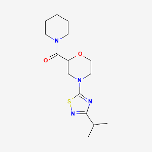 molecular formula C15H24N4O2S B12222952 2-(Piperidine-1-carbonyl)-4-[3-(propan-2-yl)-1,2,4-thiadiazol-5-yl]morpholine 