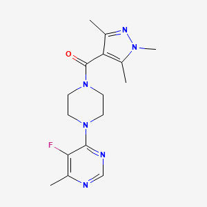 molecular formula C16H21FN6O B12225566 5-fluoro-4-methyl-6-[4-(1,3,5-trimethyl-1H-pyrazole-4-carbonyl)piperazin-1-yl]pyrimidine 