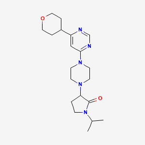 molecular formula C20H31N5O2 B12226513 3-{4-[6-(Oxan-4-yl)pyrimidin-4-yl]piperazin-1-yl}-1-(propan-2-yl)pyrrolidin-2-one 