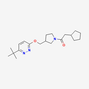 1-(3-{[(6-Tert-butylpyridazin-3-yl)oxy]methyl}pyrrolidin-1-yl)-2-cyclopentylethan-1-one