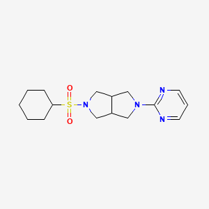 molecular formula C16H24N4O2S B12229178 2-[5-(Cyclohexanesulfonyl)-octahydropyrrolo[3,4-c]pyrrol-2-yl]pyrimidine 