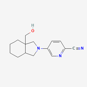 molecular formula C15H19N3O B12229229 5-[3a-(hydroxymethyl)-octahydro-1H-isoindol-2-yl]pyridine-2-carbonitrile 