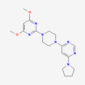 4,6-Dimethoxy-2-{4-[6-(pyrrolidin-1-yl)pyrimidin-4-yl]piperazin-1-yl}pyrimidine