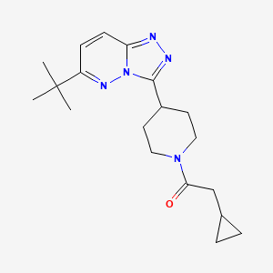 molecular formula C19H27N5O B12229487 1-(4-{6-Tert-butyl-[1,2,4]triazolo[4,3-b]pyridazin-3-yl}piperidin-1-yl)-2-cyclopropylethan-1-one 