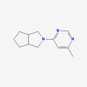 molecular formula C12H17N3 B12229798 4-Methyl-6-{octahydrocyclopenta[c]pyrrol-2-yl}pyrimidine 