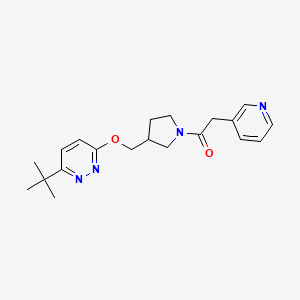 1-(3-{[(6-Tert-butylpyridazin-3-yl)oxy]methyl}pyrrolidin-1-yl)-2-(pyridin-3-yl)ethan-1-one