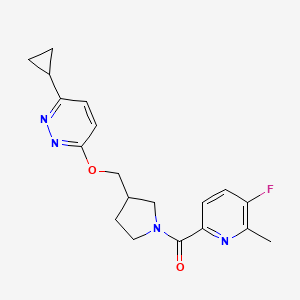 molecular formula C19H21FN4O2 B12231636 3-Cyclopropyl-6-{[1-(5-fluoro-6-methylpyridine-2-carbonyl)pyrrolidin-3-yl]methoxy}pyridazine 