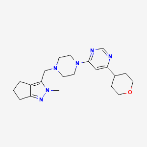 4-[4-({2-methyl-2H,4H,5H,6H-cyclopenta[c]pyrazol-3-yl}methyl)piperazin-1-yl]-6-(oxan-4-yl)pyrimidine