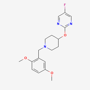 2-({1-[(2,5-Dimethoxyphenyl)methyl]piperidin-4-yl}oxy)-5-fluoropyrimidine