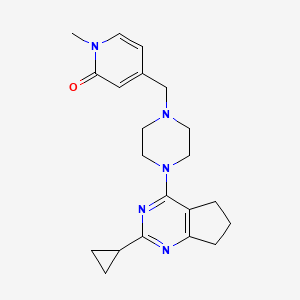 molecular formula C21H27N5O B12237077 4-[(4-{2-cyclopropyl-5H,6H,7H-cyclopenta[d]pyrimidin-4-yl}piperazin-1-yl)methyl]-1-methyl-1,2-dihydropyridin-2-one 