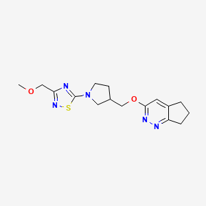 5-[3-({5H,6H,7H-cyclopenta[c]pyridazin-3-yloxy}methyl)pyrrolidin-1-yl]-3-(methoxymethyl)-1,2,4-thiadiazole