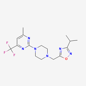 4-Methyl-2-(4-{[3-(propan-2-yl)-1,2,4-oxadiazol-5-yl]methyl}piperazin-1-yl)-6-(trifluoromethyl)pyrimidine