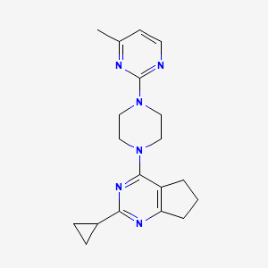 2-(4-{2-cyclopropyl-5H,6H,7H-cyclopenta[d]pyrimidin-4-yl}piperazin-1-yl)-4-methylpyrimidine