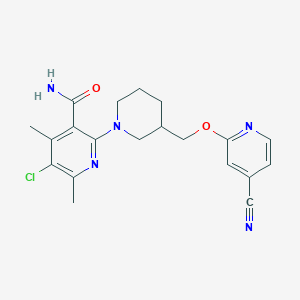 molecular formula C20H22ClN5O2 B12238295 5-Chloro-2-(3-{[(4-cyanopyridin-2-yl)oxy]methyl}piperidin-1-yl)-4,6-dimethylpyridine-3-carboxamide 