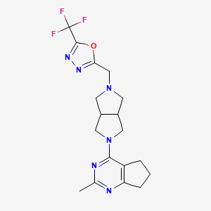 2-[(5-{2-methyl-5H,6H,7H-cyclopenta[d]pyrimidin-4-yl}-octahydropyrrolo[3,4-c]pyrrol-2-yl)methyl]-5-(trifluoromethyl)-1,3,4-oxadiazole