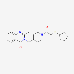 molecular formula C22H29N3O2S B12238474 3-({1-[2-(Cyclopentylsulfanyl)acetyl]piperidin-4-yl}methyl)-2-methyl-3,4-dihydroquinazolin-4-one 