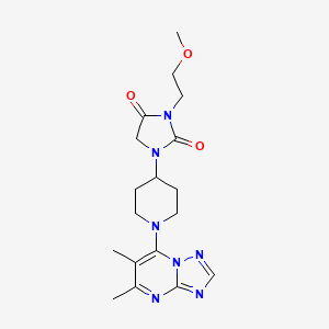 1-(1-{5,6-Dimethyl-[1,2,4]triazolo[1,5-a]pyrimidin-7-yl}piperidin-4-yl)-3-(2-methoxyethyl)imidazolidine-2,4-dione