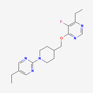 molecular formula C18H24FN5O B12238674 4-Ethyl-6-{[1-(5-ethylpyrimidin-2-yl)piperidin-4-yl]methoxy}-5-fluoropyrimidine 