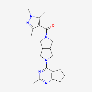 molecular formula C21H28N6O B12238677 1,3,5-trimethyl-4-(5-{2-methyl-5H,6H,7H-cyclopenta[d]pyrimidin-4-yl}-octahydropyrrolo[3,4-c]pyrrole-2-carbonyl)-1H-pyrazole 