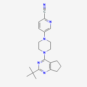 molecular formula C21H26N6 B12238948 5-(4-{2-tert-butyl-5H,6H,7H-cyclopenta[d]pyrimidin-4-yl}piperazin-1-yl)pyridine-2-carbonitrile 