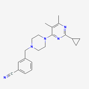 molecular formula C21H25N5 B12239333 3-{[4-(2-Cyclopropyl-5,6-dimethylpyrimidin-4-yl)piperazin-1-yl]methyl}benzonitrile 