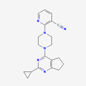 molecular formula C20H22N6 B12239392 2-(4-{2-cyclopropyl-5H,6H,7H-cyclopenta[d]pyrimidin-4-yl}piperazin-1-yl)pyridine-3-carbonitrile 