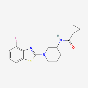 molecular formula C16H18FN3OS B12239942 N-[1-(4-fluoro-1,3-benzothiazol-2-yl)piperidin-3-yl]cyclopropanecarboxamide 