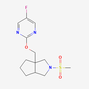 molecular formula C13H18FN3O3S B12240029 5-Fluoro-2-({2-methanesulfonyl-octahydrocyclopenta[c]pyrrol-3a-yl}methoxy)pyrimidine 