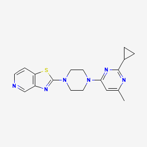 molecular formula C18H20N6S B12240844 2-Cyclopropyl-4-methyl-6-(4-{[1,3]thiazolo[4,5-c]pyridin-2-yl}piperazin-1-yl)pyrimidine 