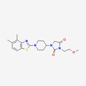 1-[1-(4,5-Dimethyl-1,3-benzothiazol-2-yl)piperidin-4-yl]-3-(2-methoxyethyl)imidazolidine-2,4-dione