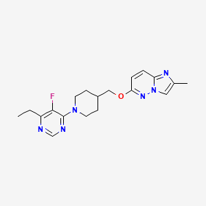 4-Ethyl-5-fluoro-6-{4-[({2-methylimidazo[1,2-b]pyridazin-6-yl}oxy)methyl]piperidin-1-yl}pyrimidine