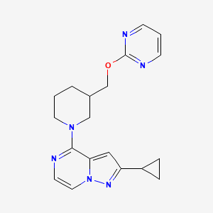 molecular formula C19H22N6O B12242149 2-[(1-{2-Cyclopropylpyrazolo[1,5-a]pyrazin-4-yl}piperidin-3-yl)methoxy]pyrimidine 