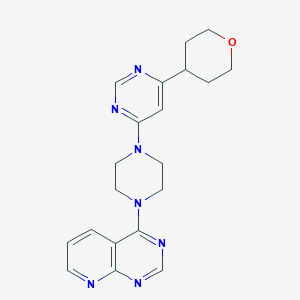 4-(Oxan-4-yl)-6-(4-{pyrido[2,3-d]pyrimidin-4-yl}piperazin-1-yl)pyrimidine