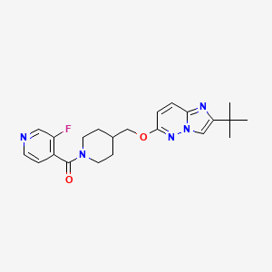 molecular formula C22H26FN5O2 B12242339 4-{4-[({2-Tert-butylimidazo[1,2-b]pyridazin-6-yl}oxy)methyl]piperidine-1-carbonyl}-3-fluoropyridine 