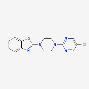 molecular formula C15H14ClN5O B12242578 2-[4-(5-Chloropyrimidin-2-yl)piperazin-1-yl]-1,3-benzoxazole 