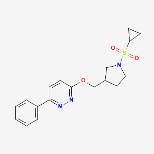 molecular formula C18H21N3O3S B12242603 3-{[1-(Cyclopropanesulfonyl)pyrrolidin-3-yl]methoxy}-6-phenylpyridazine 