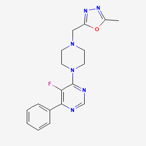 molecular formula C18H19FN6O B12242798 5-Fluoro-4-{4-[(5-methyl-1,3,4-oxadiazol-2-yl)methyl]piperazin-1-yl}-6-phenylpyrimidine 