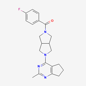 2-(4-fluorobenzoyl)-5-{2-methyl-5H,6H,7H-cyclopenta[d]pyrimidin-4-yl}-octahydropyrrolo[3,4-c]pyrrole