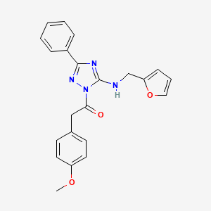 molecular formula C22H20N4O3 B1224303 1-[5-(2-Furanylmethylamino)-3-phenyl-1,2,4-triazol-1-yl]-2-(4-methoxyphenyl)ethanone 