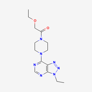 molecular formula C14H21N7O2 B12243137 2-ethoxy-1-(4-(3-ethyl-3H-[1,2,3]triazolo[4,5-d]pyrimidin-7-yl)piperazin-1-yl)ethanone 