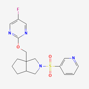 molecular formula C17H19FN4O3S B12243544 5-Fluoro-2-{[2-(pyridine-3-sulfonyl)-octahydrocyclopenta[c]pyrrol-3a-yl]methoxy}pyrimidine 