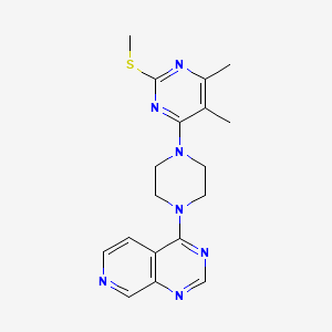 4,5-Dimethyl-2-(methylsulfanyl)-6-(4-{pyrido[3,4-d]pyrimidin-4-yl}piperazin-1-yl)pyrimidine