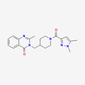 molecular formula C21H25N5O2 B12244826 3-{[1-(1,5-dimethyl-1H-pyrazole-3-carbonyl)piperidin-4-yl]methyl}-2-methyl-3,4-dihydroquinazolin-4-one 