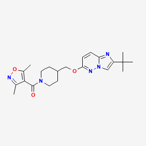 molecular formula C22H29N5O3 B12245386 4-[({2-Tert-butylimidazo[1,2-b]pyridazin-6-yl}oxy)methyl]-1-(3,5-dimethyl-1,2-oxazole-4-carbonyl)piperidine 